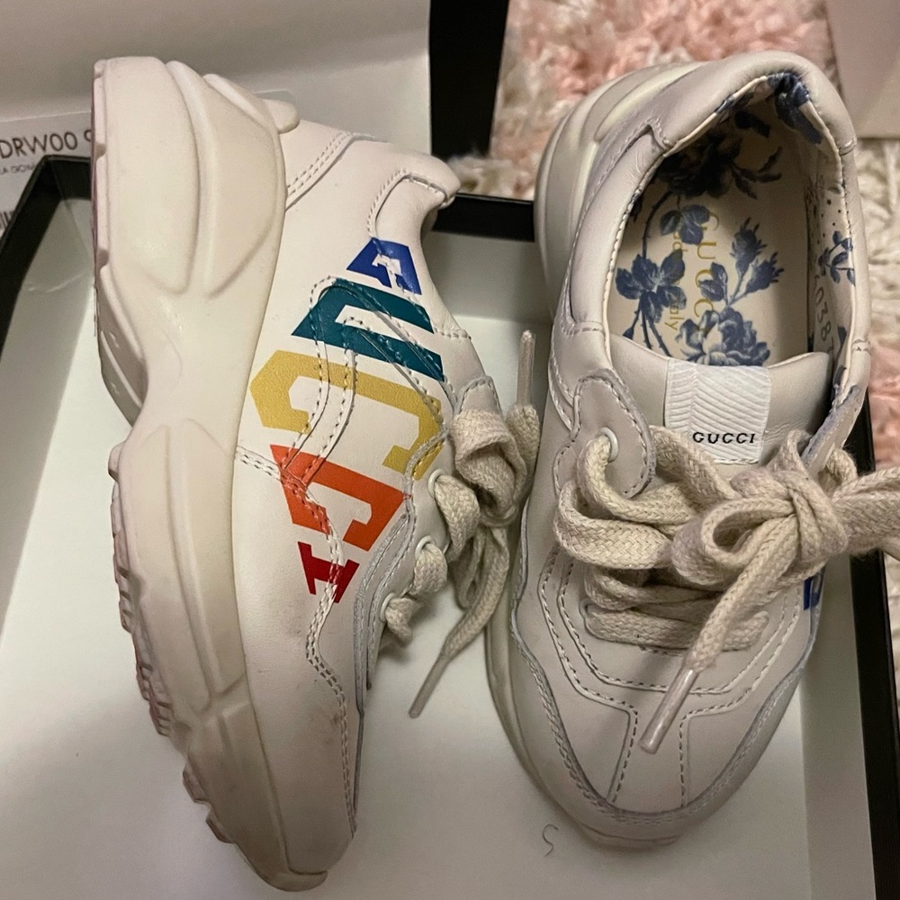 Gucci girls toddler sneakers Size 23 equivalent to a 7.
